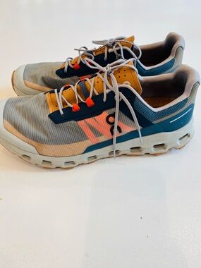 On Running Men's Athletic Shoes in Blue/Gray/Tan with Coral Accents size 11